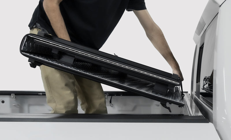 Access LOMAX 2023+ Chevrolet Colorado / GMC Canyon 5ft Bed Folding Hard Cover - Black Urethane