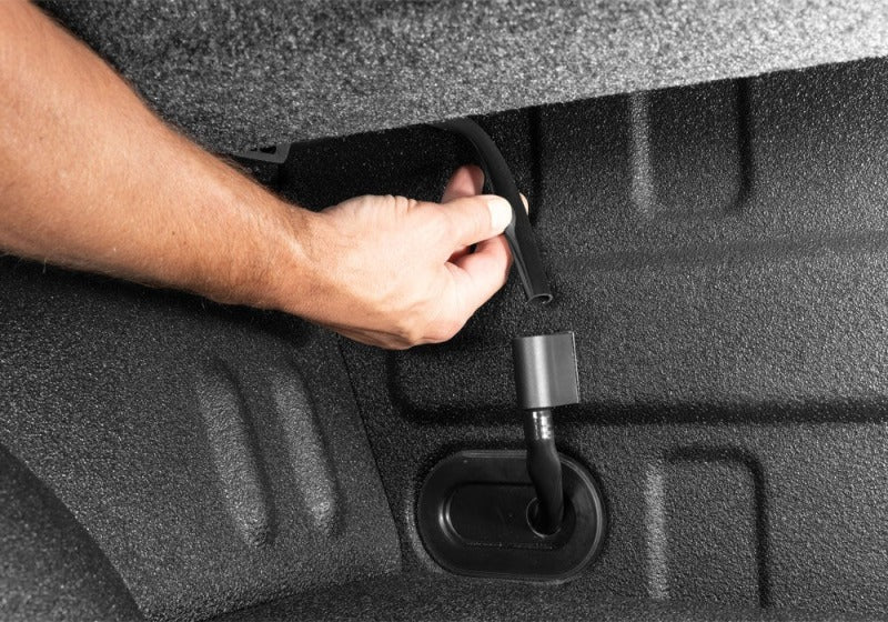 Retrax 20-26 Chev/GMC Silverado/Sierra 1500 6.5ft Bed (No Side Boxes) RetraxPRO EZ-Off FRC-4000