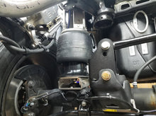 Load image into Gallery viewer, Timber Grove 09'-UP RAM 1500 6" LIFT Rear CRM Air Spring Kit (SQ6576808)